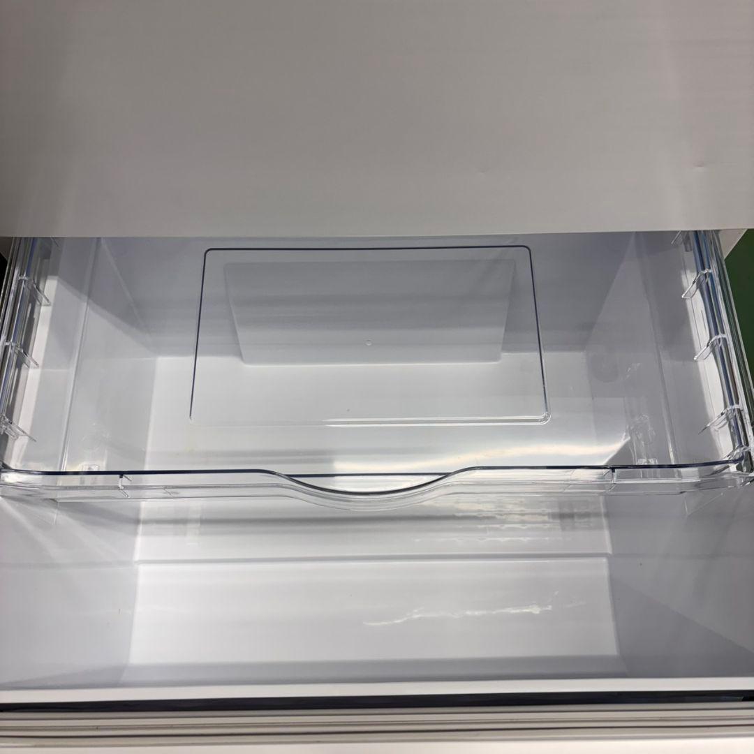 580日立　24年製　大型冷蔵庫　300L以上　自動製氷　小型　右開き　ホワイト