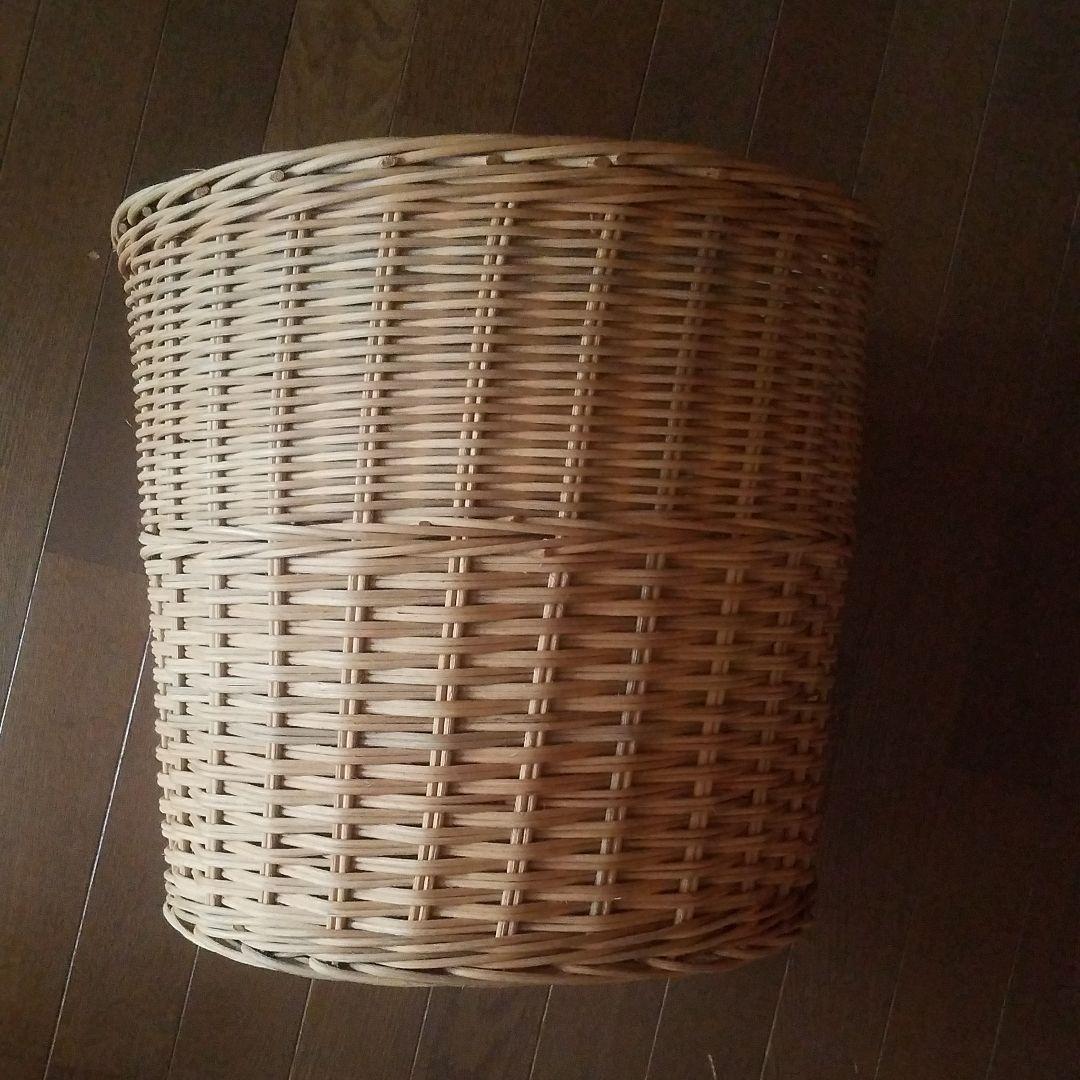 丸型藤製バスケット　かご　籠　カゴ　観葉植物　インテリア　アジアン　エスニック
