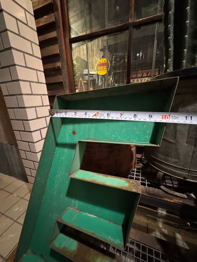 特大ビンテージ　アイアン　アルファベット文字E か3インダストリアル