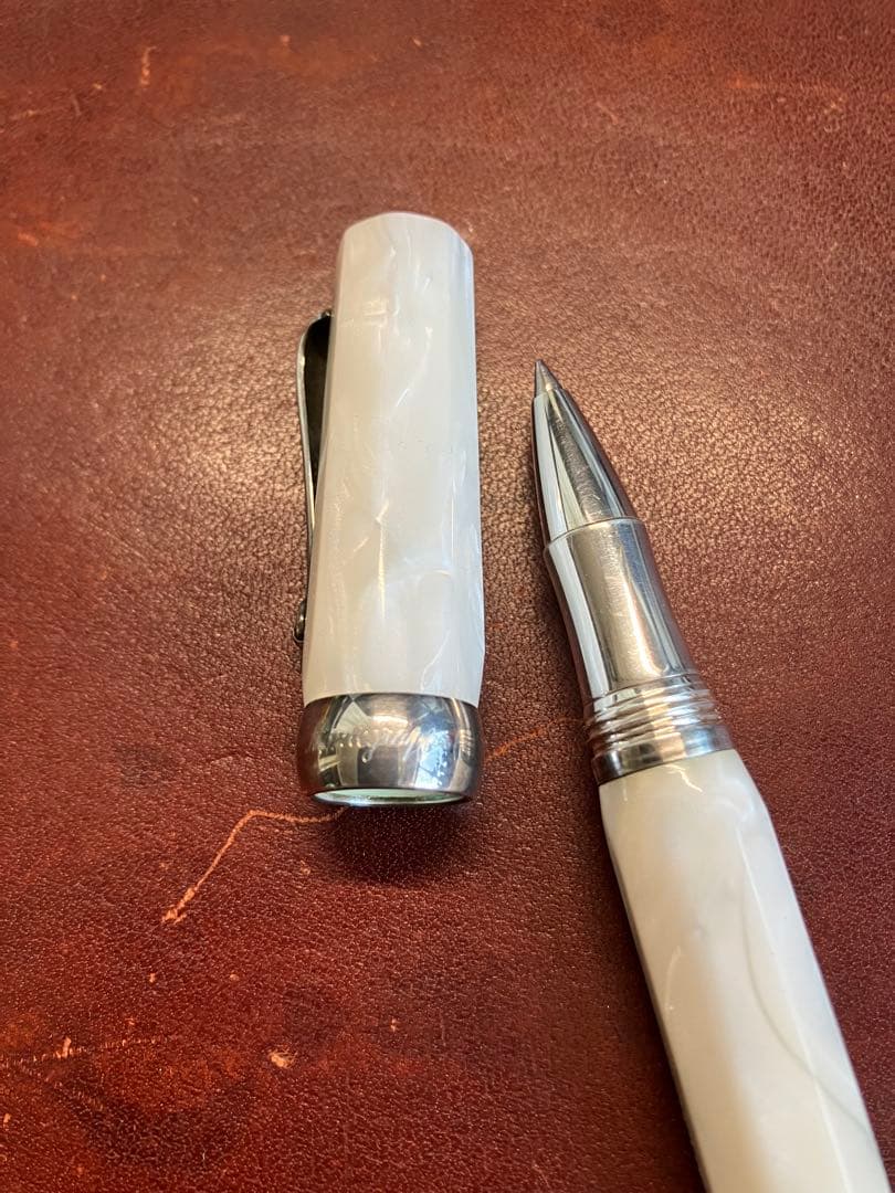 d*r様 モンテグラッパ SV925 ローラーボールペン ミクラ キャップ式 廃