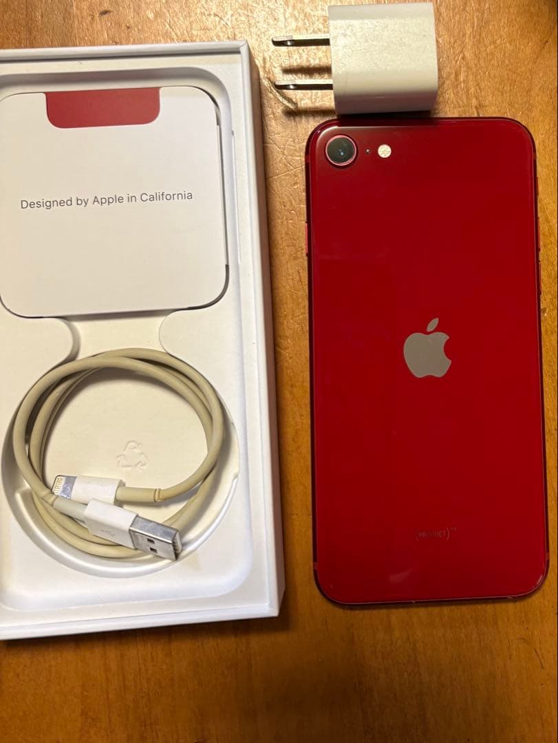 iPhone SE 第3世代 64GB SIMフリー 充電ケーブル・ACアダプタ