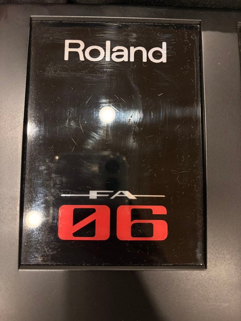 Roland FA-06 シンセサイザー