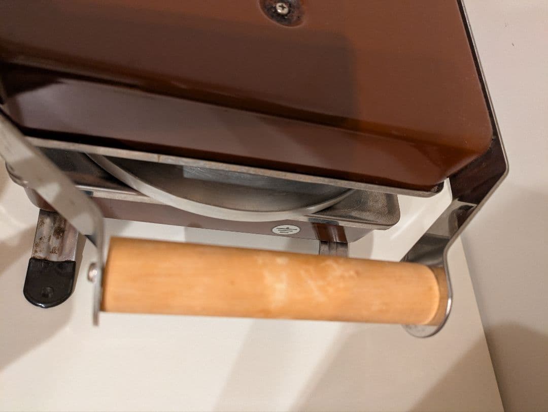 スナックベイカー KB1 700W　ワールド