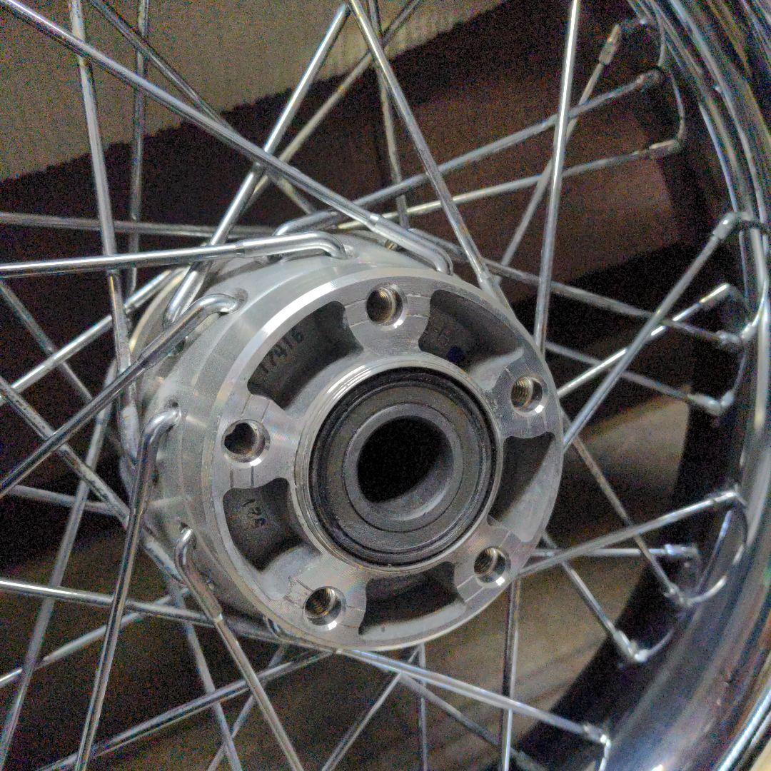 ハーレー　純正　ソフテイル ホイール　タイヤ　16インチ　リア　ホワイトリボン