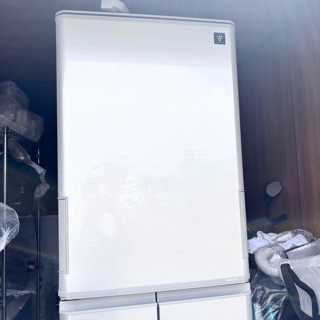冷蔵庫　SHARP 大型　2019年製　送料設置無料