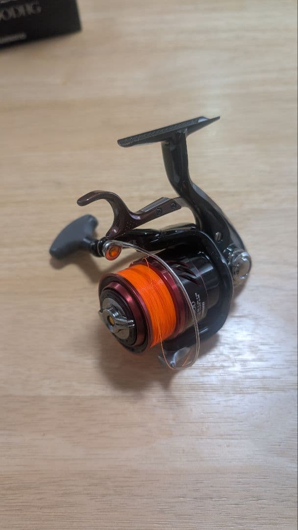 SHIMANO BB-X Larissa C3000DHG スピニングリール