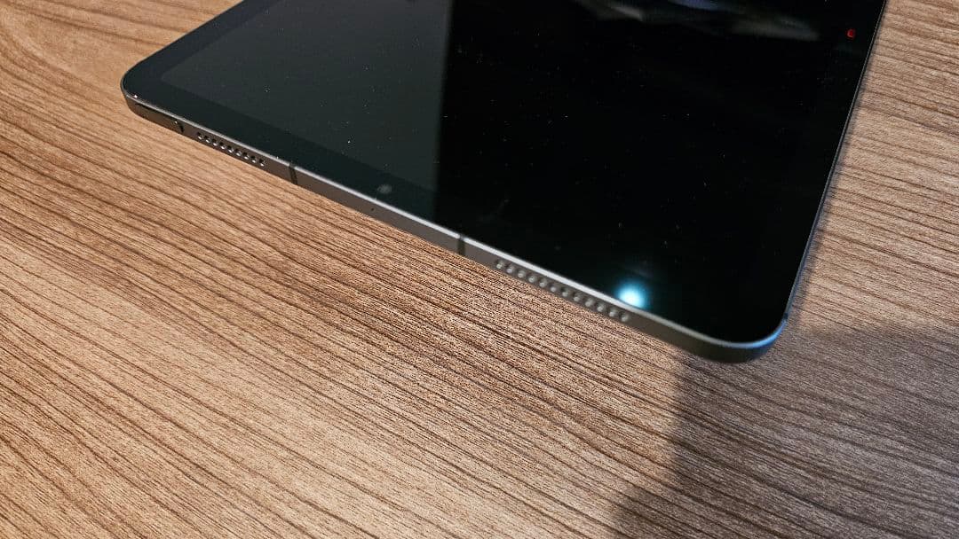 Apple iPad Air5 スペースグレー ＋スマートフォリオ(おまけ)