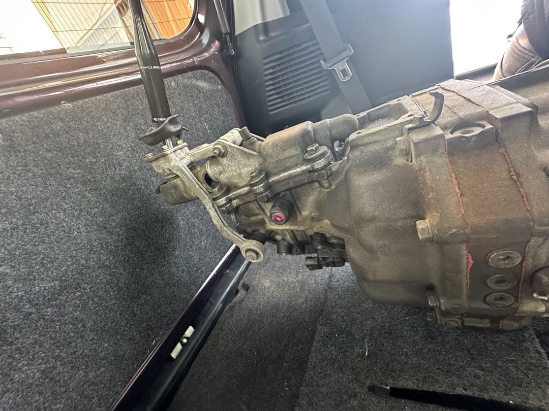 引き取り限定 TOYOTA　5速　マニュアルトランスミッション　R154