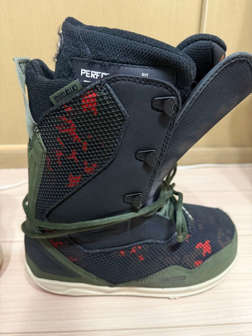 スノーボード thirtytwo TM-2 27cm US9 INTUITION