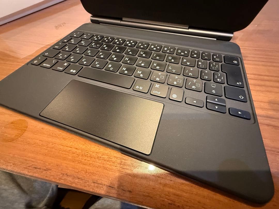 iPad 10.9インチ スペースグレー 64G Magic Keyboard付