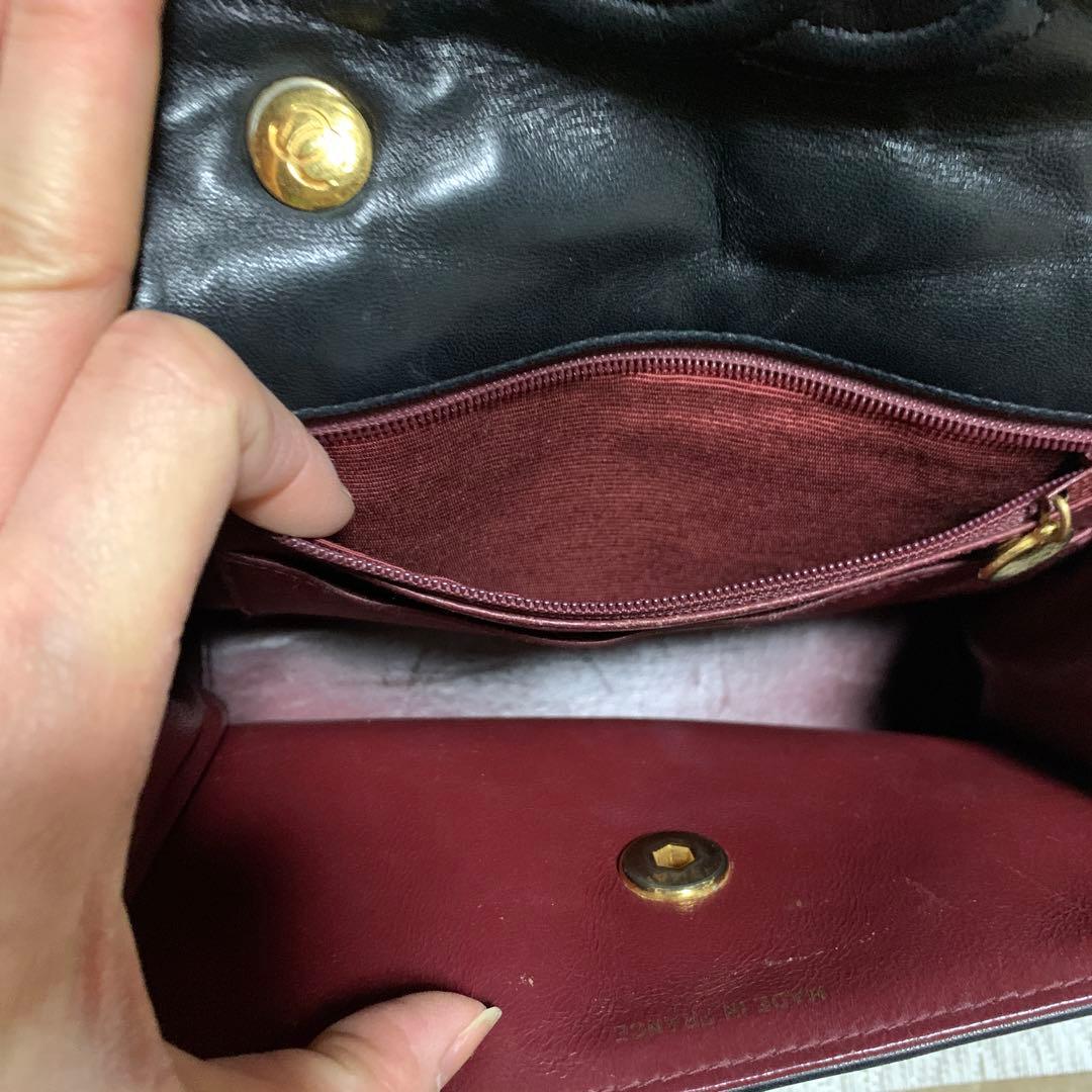 CHANELチェーンショルダーバック