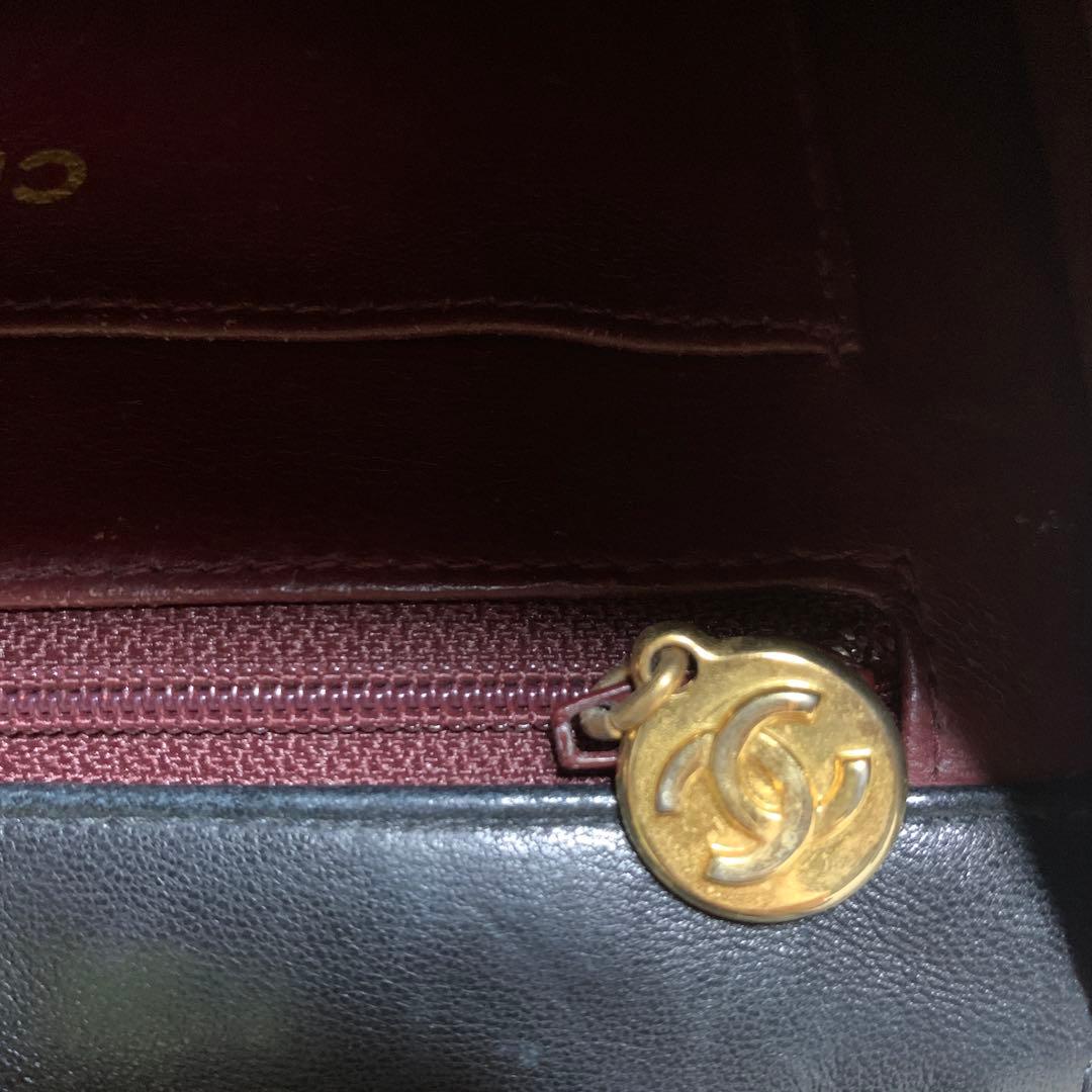 CHANELチェーンショルダーバック