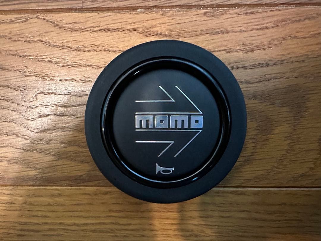 momo falcon 絶版　ホーンスイッチ　アース付き　モモ　ステアリング