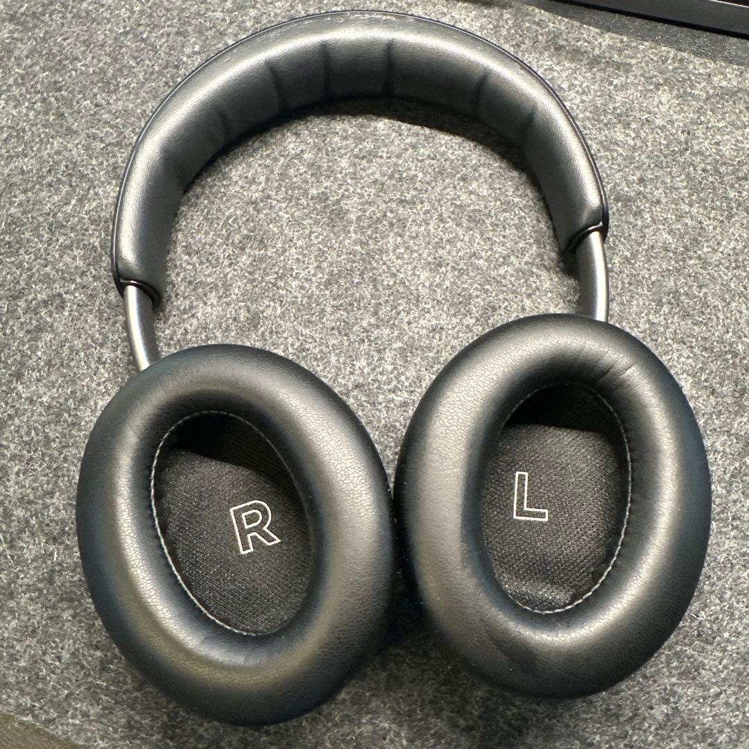 Bose QuietComfort Ultra Headphones カバー付き
