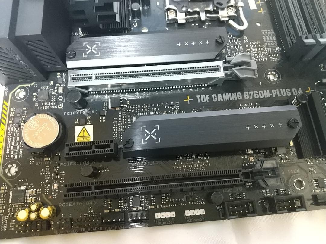 ASUS TUF GAMING B760M-PLUS D4 マザーボード