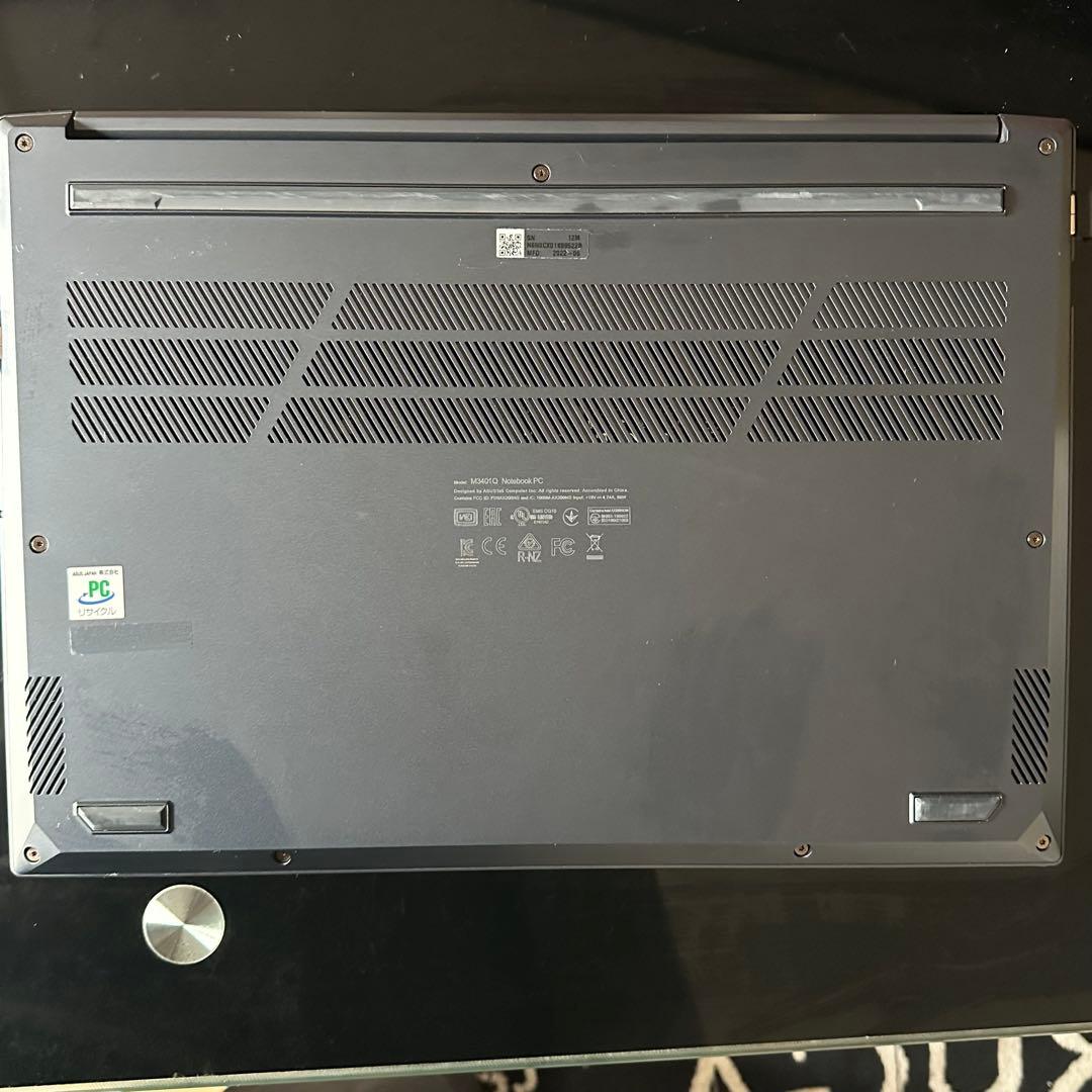 ASUS VivoBook Pro 14 OLED 15.6中古ノートPC