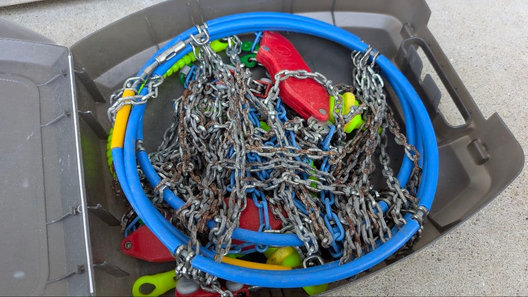 215/65R16インチ エスティマ　スタッドレスタイヤ・ホイール4本とおまけ