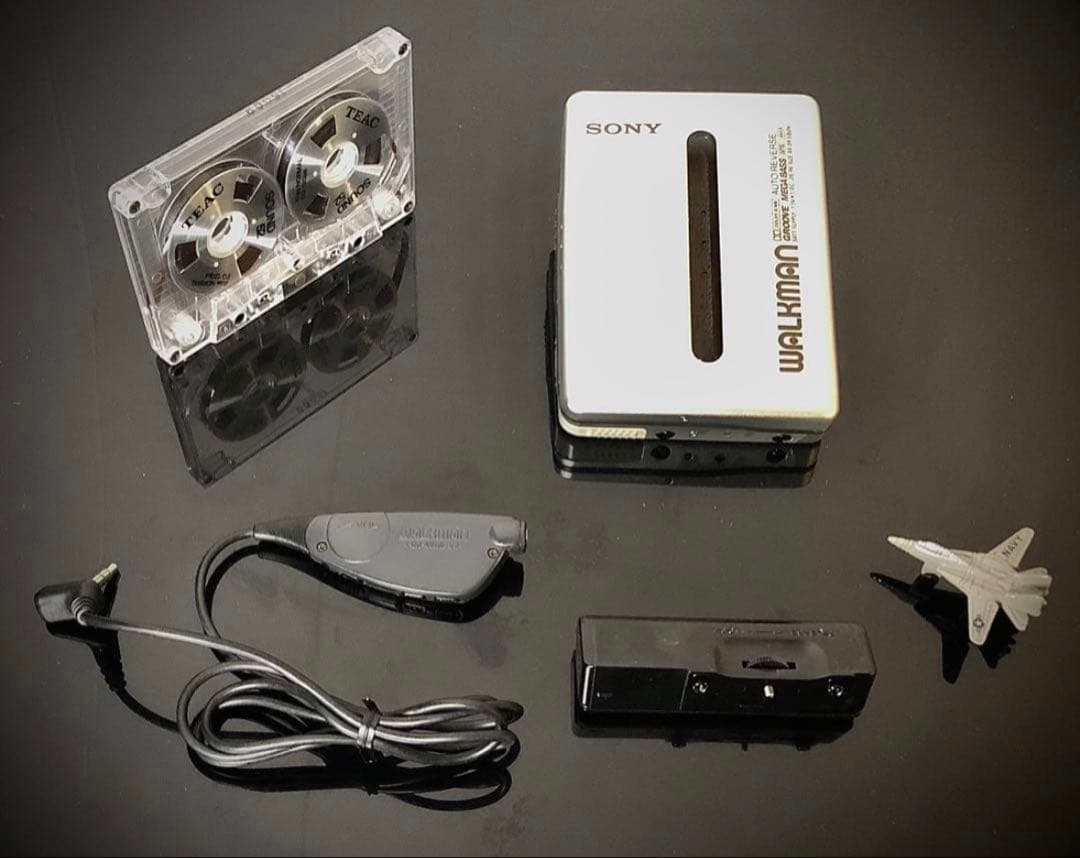 カセットウォークマン SONY WM-EX600 銀色「整備済み、完動超美品」