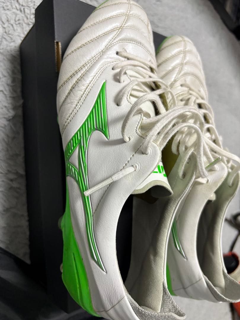 ミズノ　モレリアネオ　サッカーシューズ ホワイト/グリーン