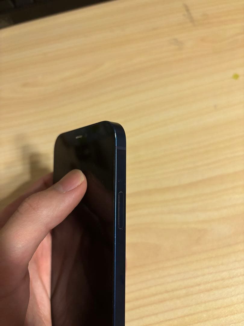 iPhone 12 64GB SiMフリー