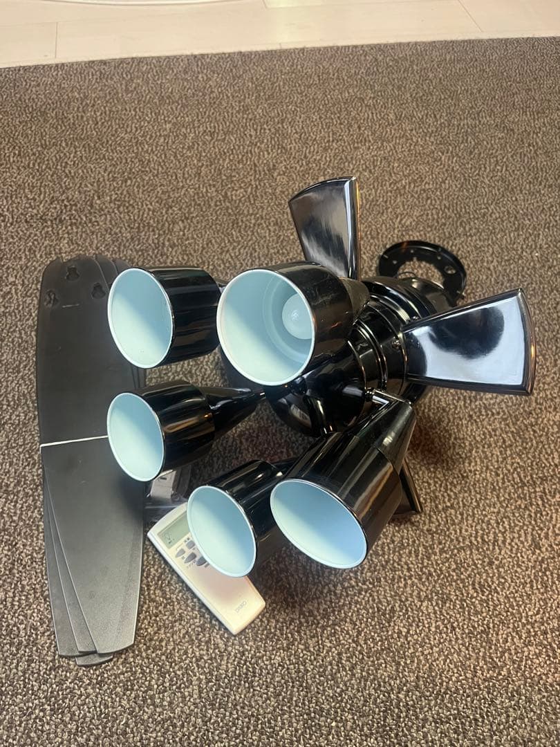 モダン ブラック シーリングファンライト　5灯