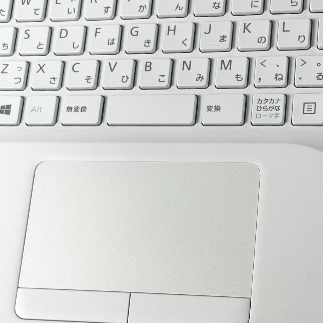 Corei7・8GB・SSD・DVDマルチ・Win11・ホワイトノートパソコン