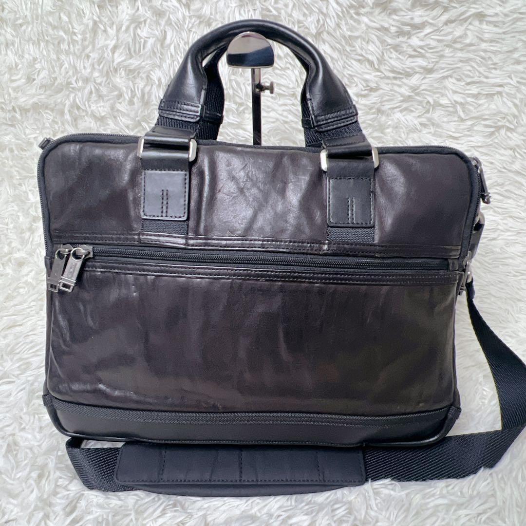 TUMI ALPHA BRAVO スリム コミューター ブリーフケース　レザー