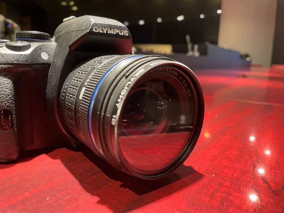 OLYMPUS E-620 +ZUIKO DIGITAL14-42+2GBカード