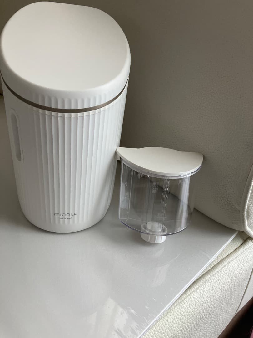 アイリスオーヤマ MiCOLA　フェイススチーマー　FST-101 ホワイト