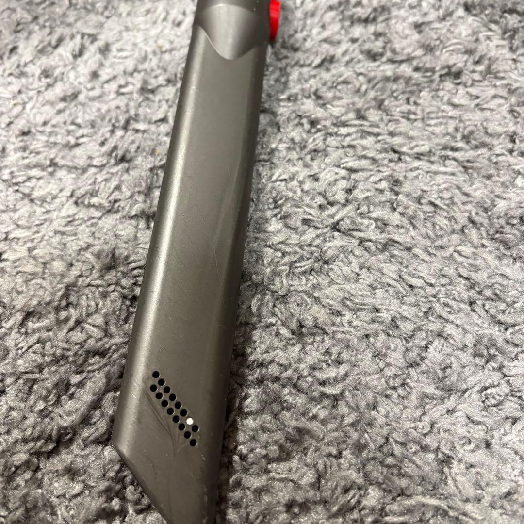 Dyson v8 fluffy+ 本体 各種アタッチメント付き