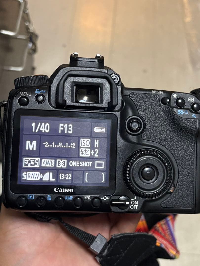 【状態優良】Canon EOS 40D 標準・望遠レンズ バッテリーグリップ付き