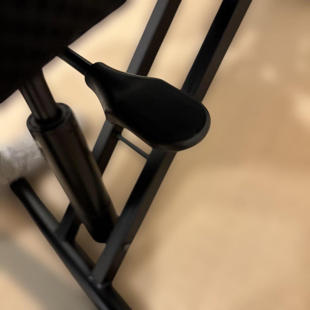 【3KeTa専用】ニトリ　姿勢矯正チェア 黒　2点