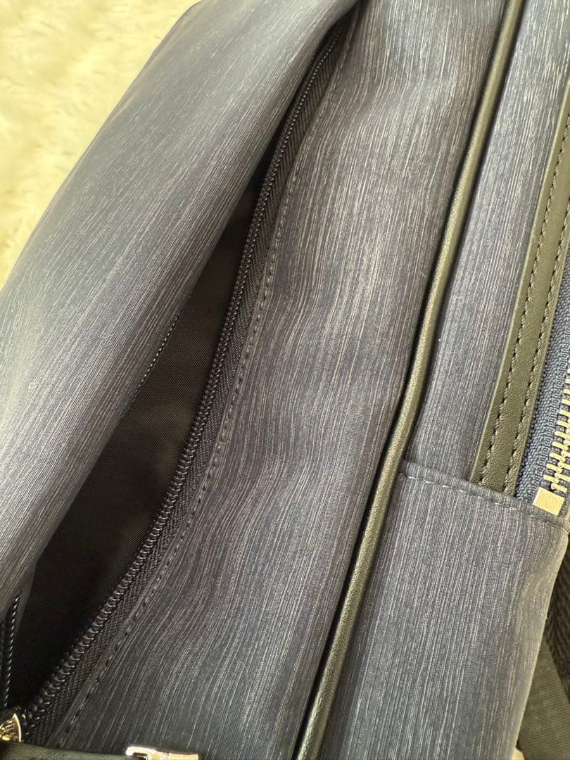 新品　タケオキクチ　ビジネスリュック　ロゴあり