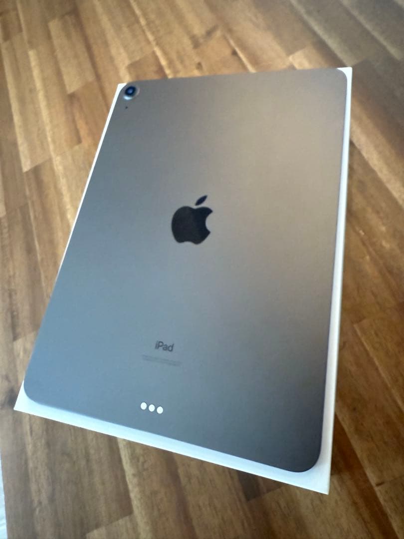 Apple iPad Air (第4世代) スペースグレー 本体