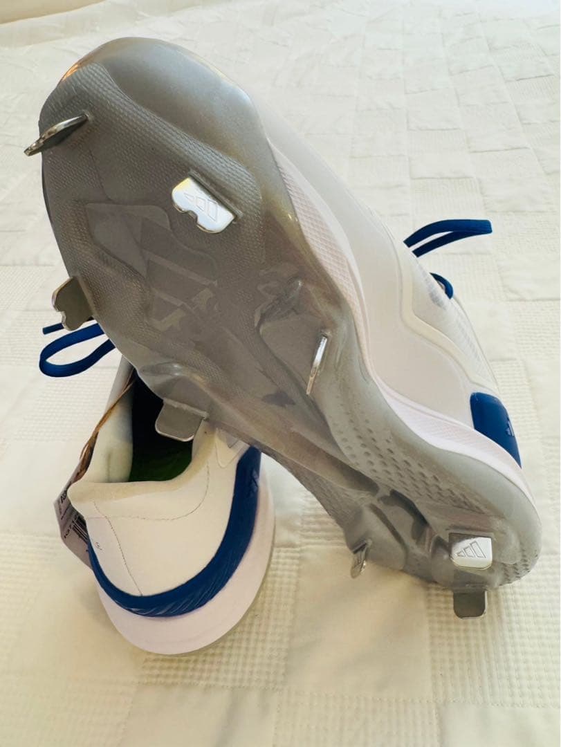 adidas スパイクシューズ ホワイト/ブルー 未使用