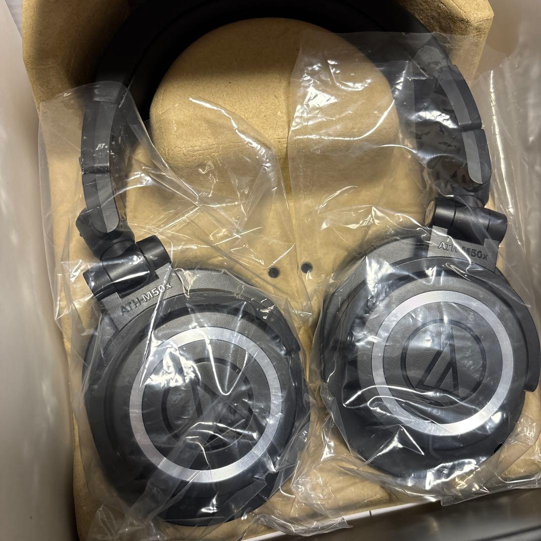 audio-technica ワイヤレスヘッドホATH-M50xBT2 新品近い