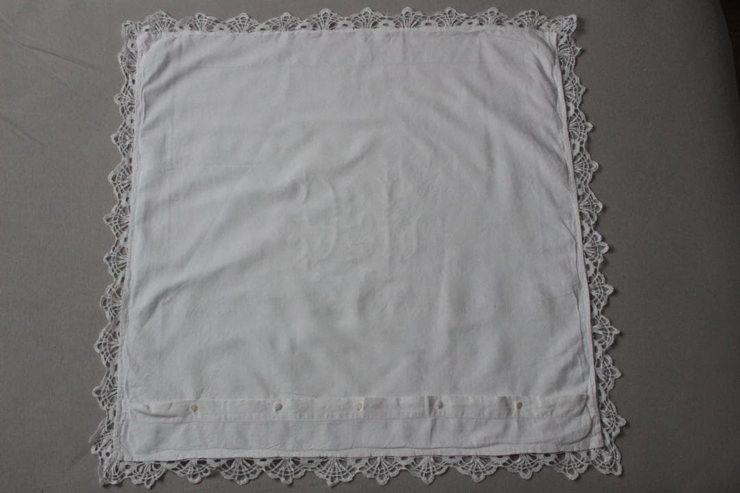 フランスアンティーク・クッションカバー \"J・C\"ドロンワーク/白糸刺繍