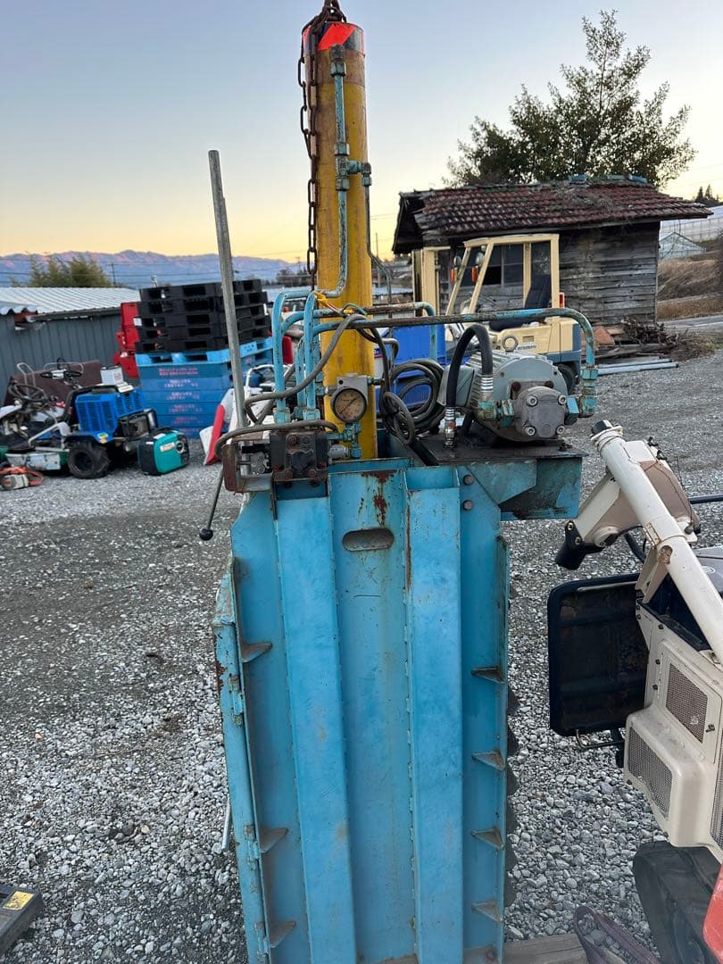 中古。プレスキー　圧縮減容梱包機 CP-10T