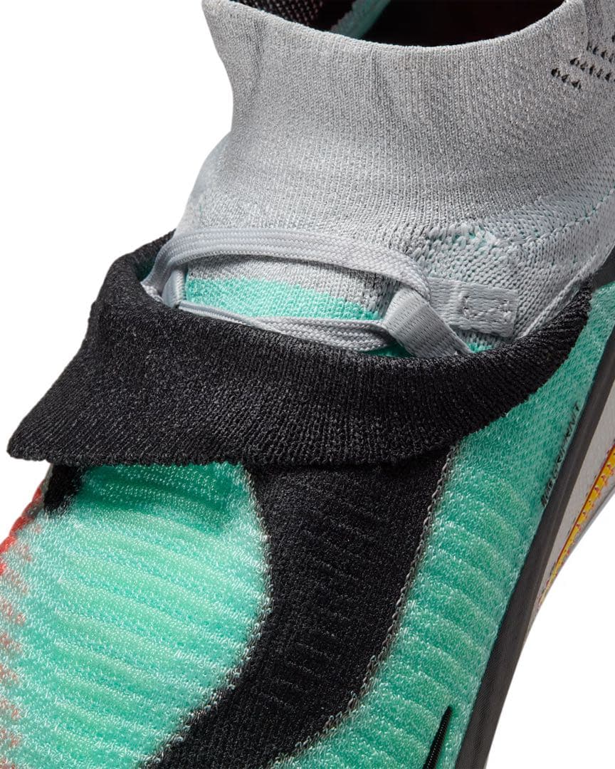 新品未使用　NIKE ファントム 6 HIGH エリート LE FG 27.0㎝