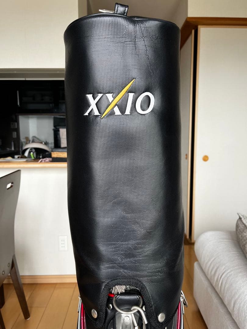 専用　XXIO ゼクシオ キャディバッグ スポーツモデル　レザー調 黒　9.5型