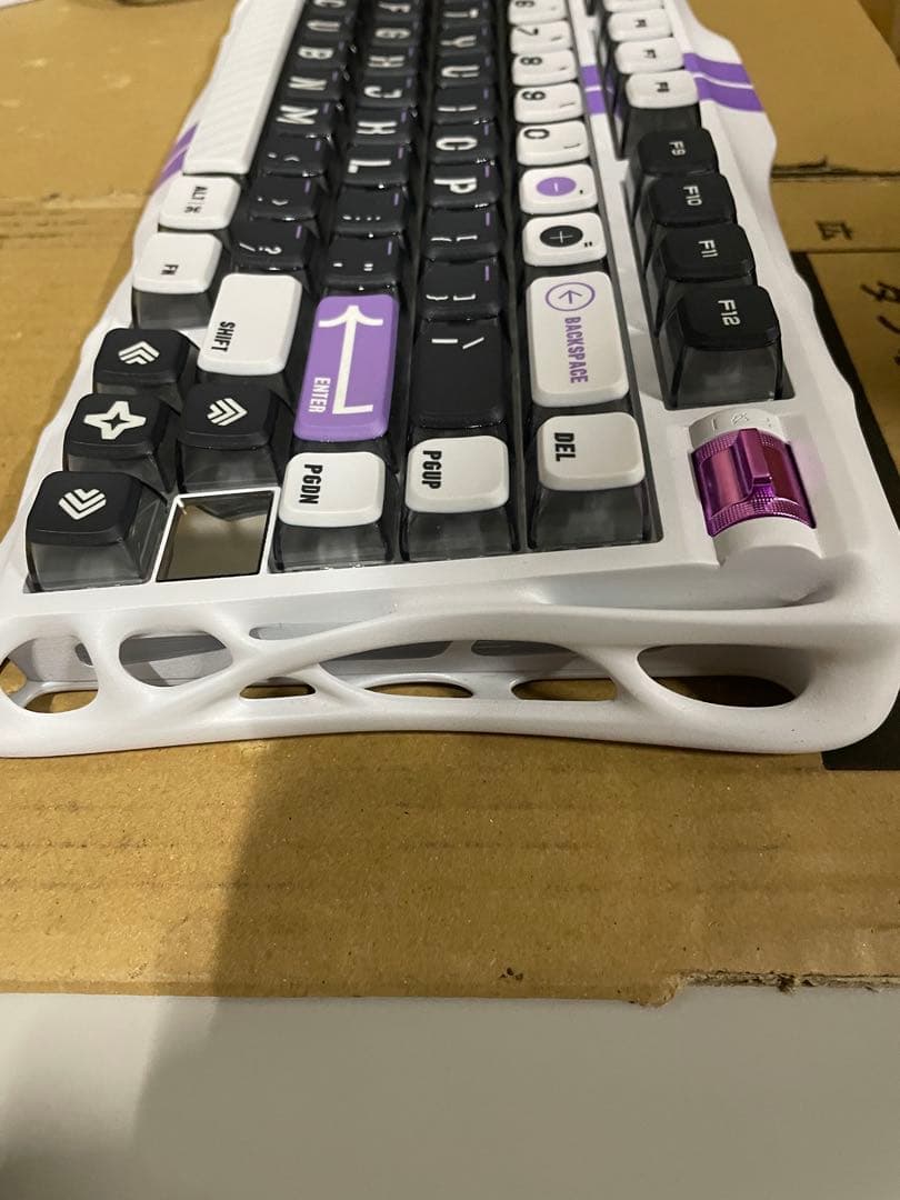 GravaStar Mercury V75 キーボード テンキーレス ホワイト