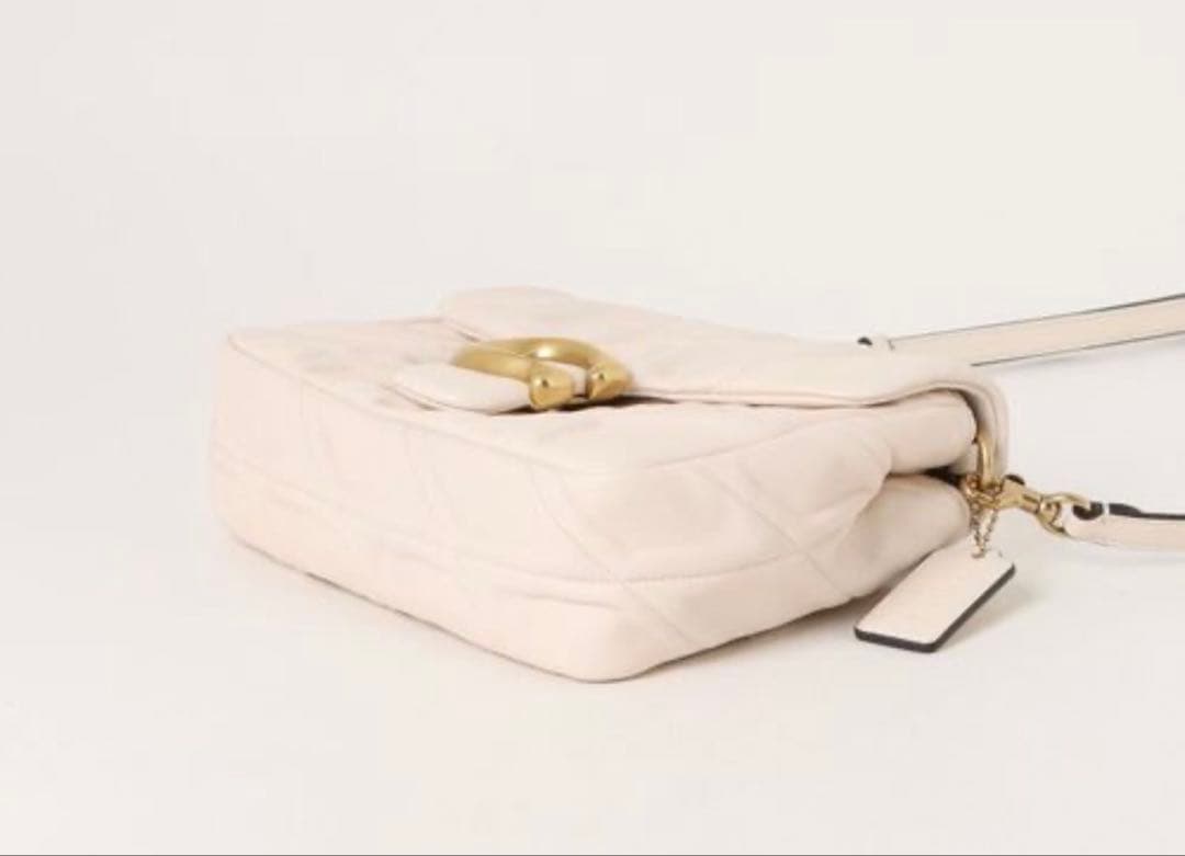 コーチCW629COACHショルダーバッグ・キルティングレディースバッグホワイト