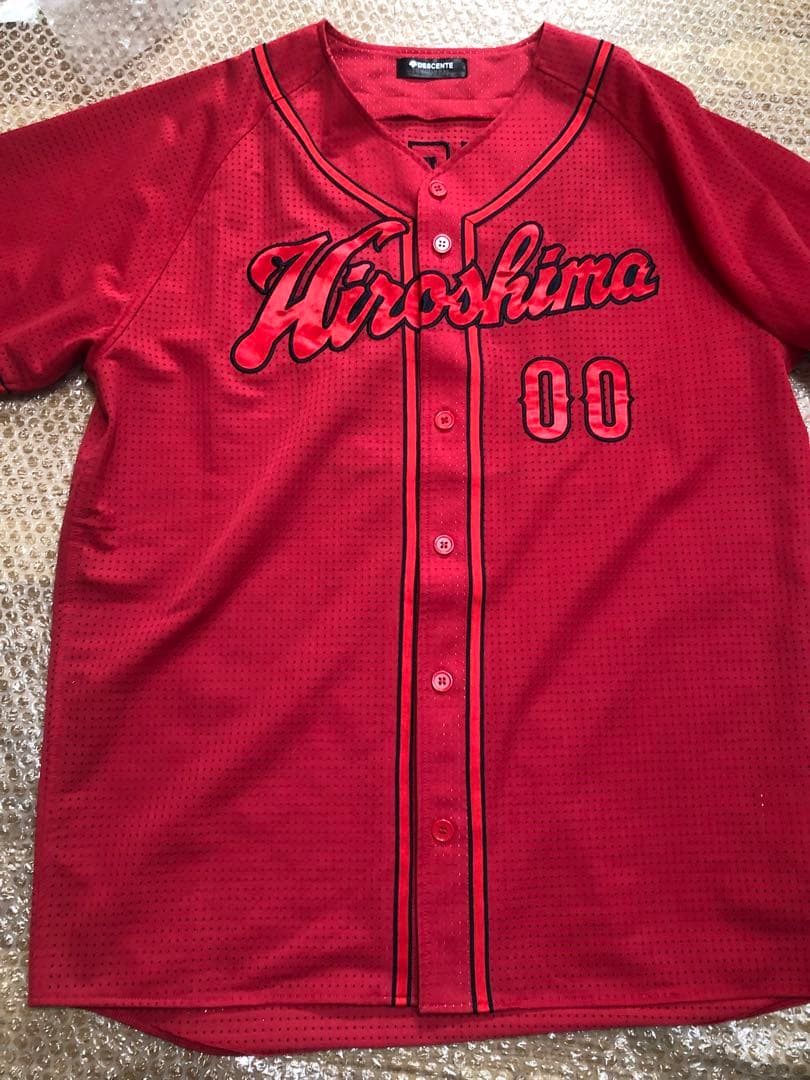 広島東洋カープ　羽月隆太郎　ハイクオリティユニフォーム　直筆サインボール　カード