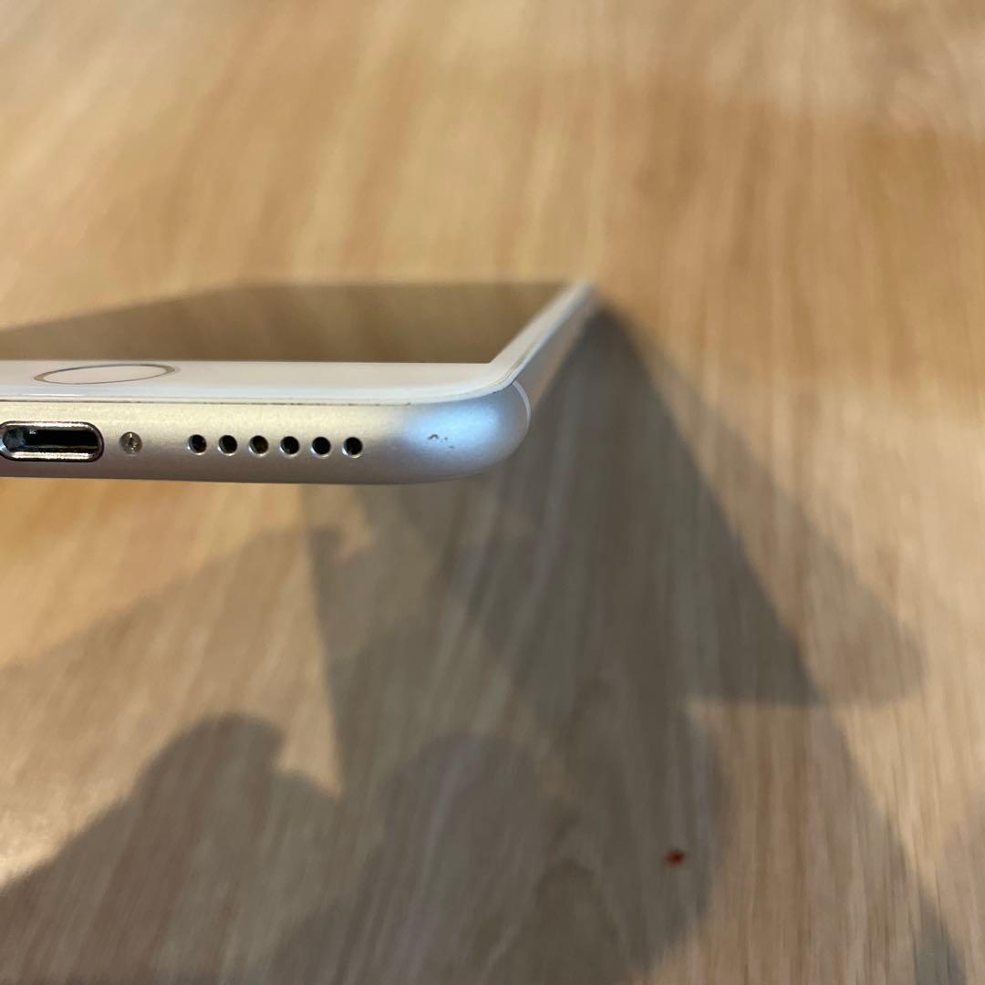 【美品】Apple iPhone8 シルバー　本体　256GB SIMフリー