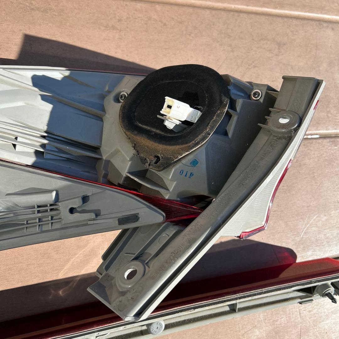 エスティマ　50系　中期 純正テールライト5点セット　美品