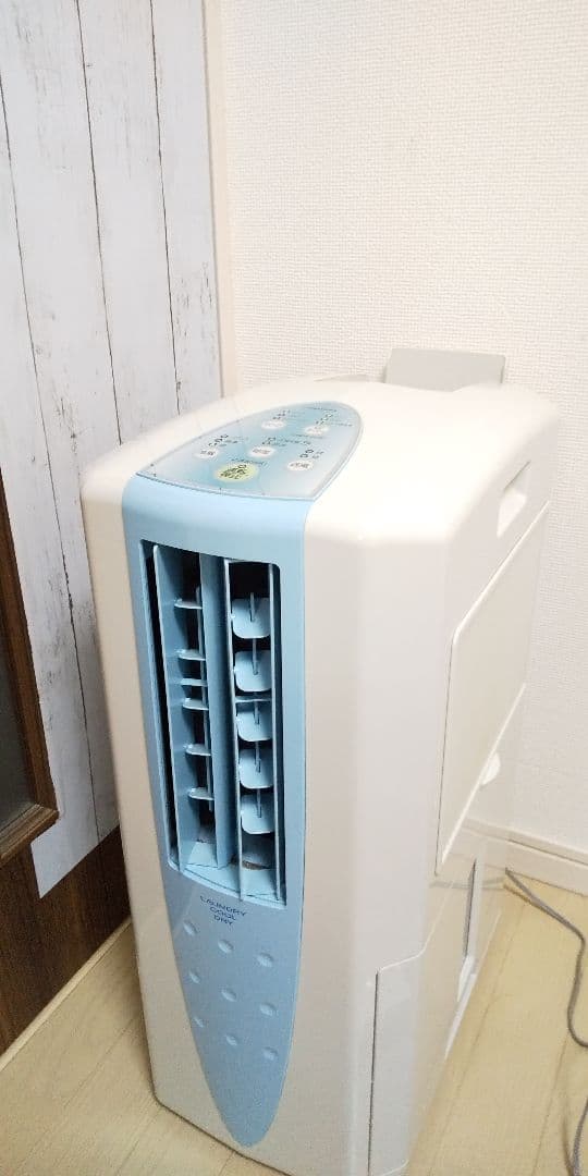 年中大活躍します✨除湿最大25畳対応☺️冷風も出せる衣類乾燥除湿機