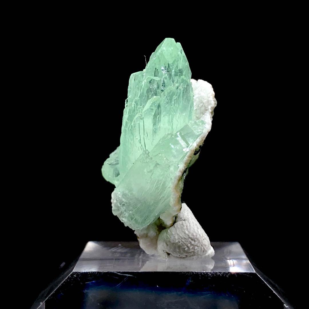 山*郎様 グリーンアポフィライト　アポフィライト　魚眼石　原石　鉱物標本　天然石