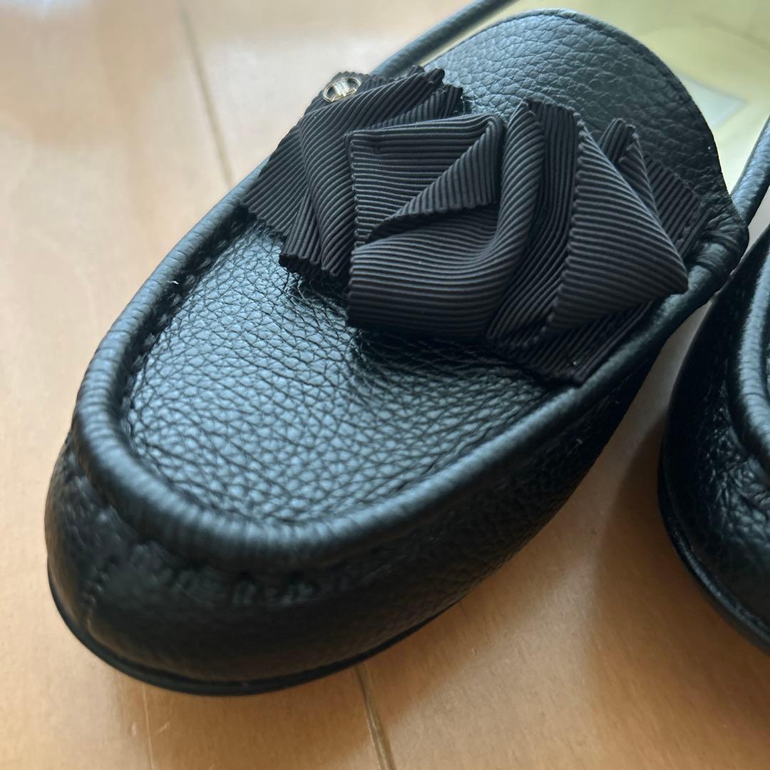 リボンモチーフドライビングシューズ 22cm