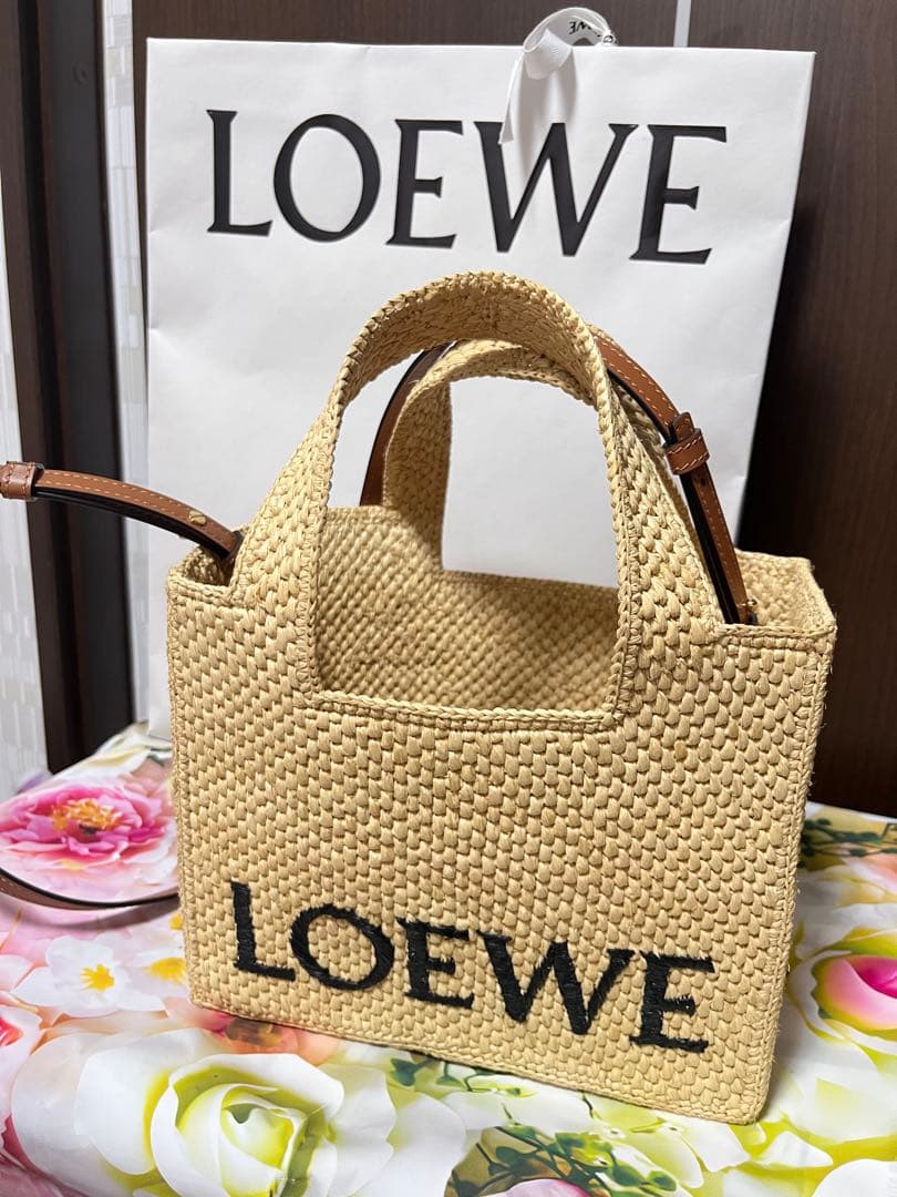マロLOEWE ♡フォントトートラフィアスモール