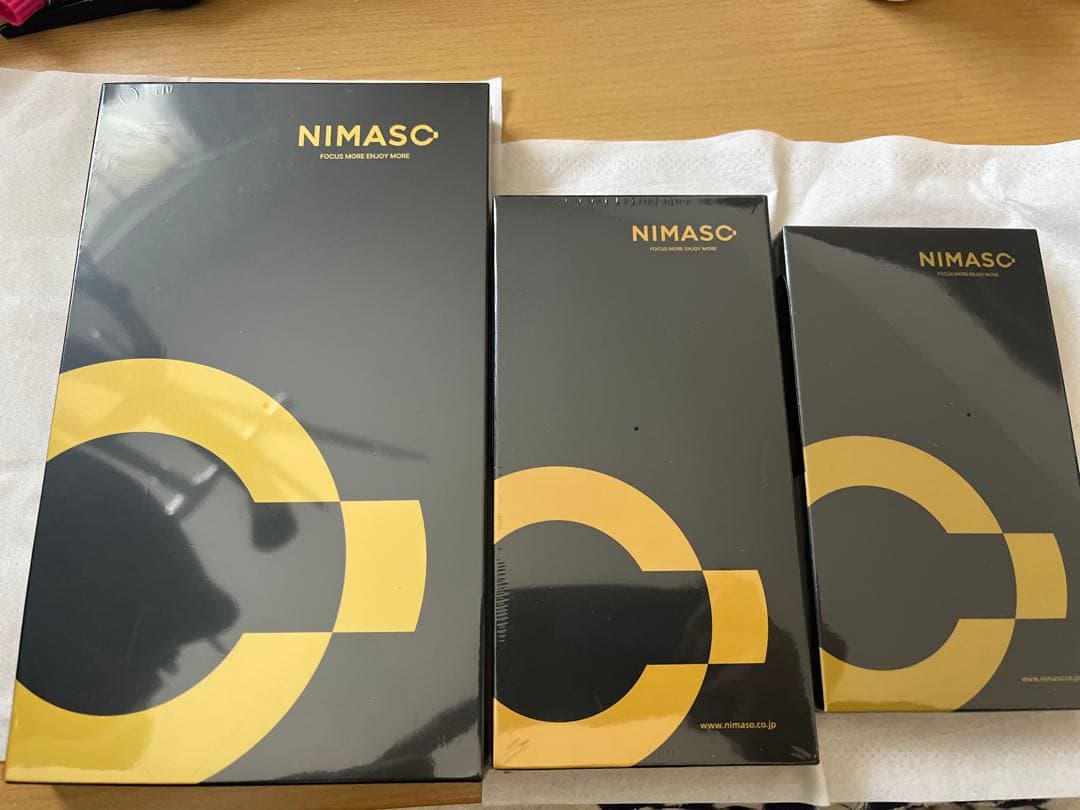 ま*と様 【美品】iPhone16pro 128GB ブラックチタニウム　半年程